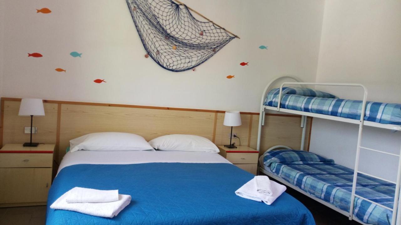 Hotel Lupo Di Mare Marina di Castagneto Carducci Exterior foto